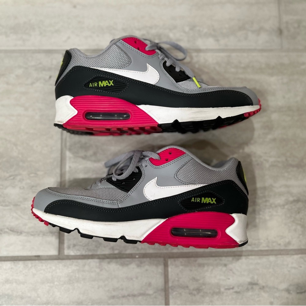 ❌❌SOLD Nike Air Max 90 Wolf Grey/Rush Pink